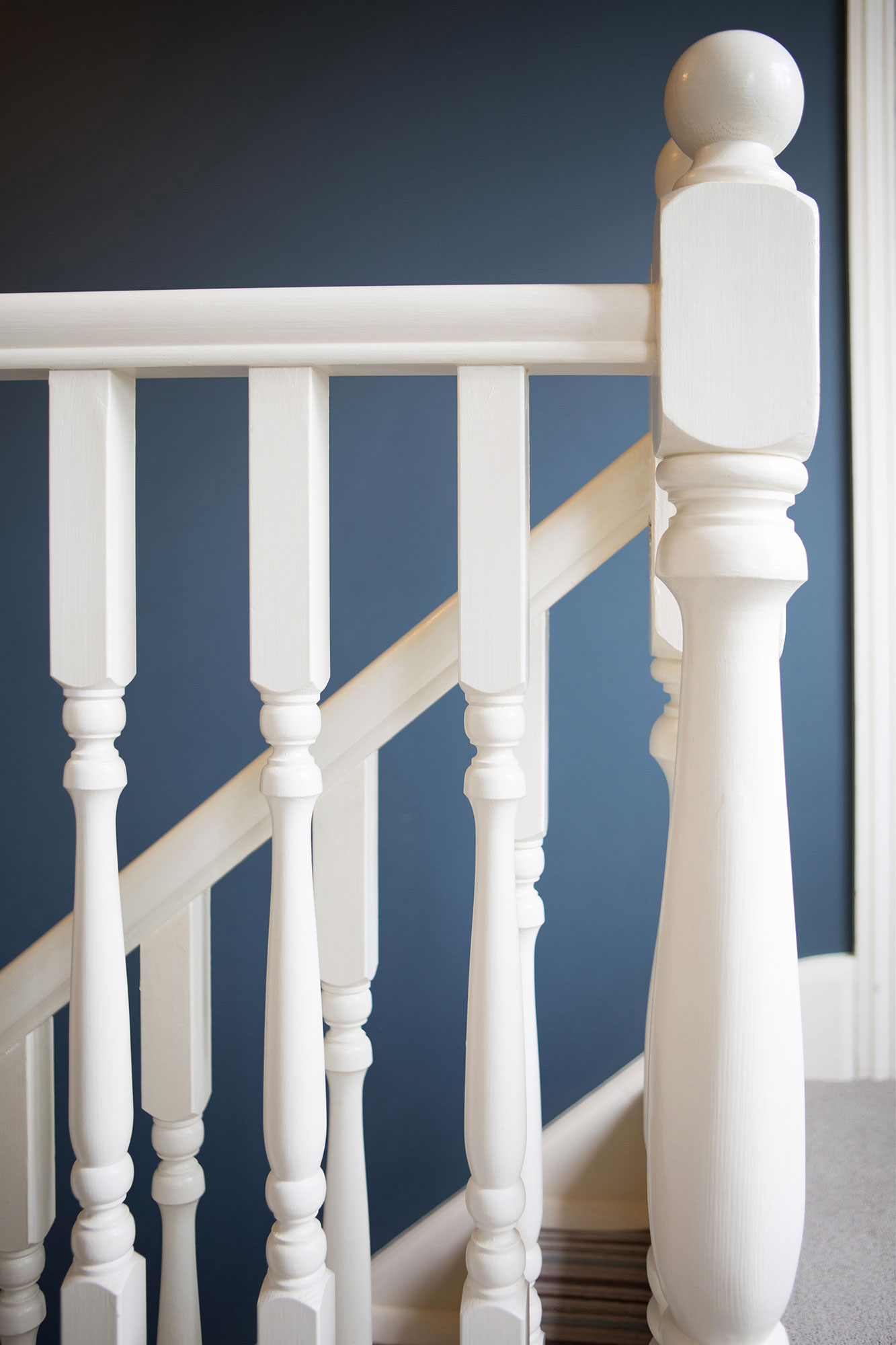 Gloss painting bannister stairs